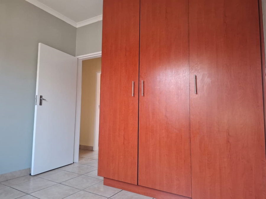 To Let 3 Bedroom Property for Rent in Waterval East North West